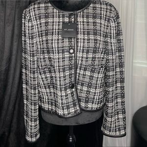 New St.John Jacket never worn with tag size 16